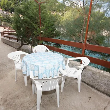 Seaside Secluded Cove Pobij, Hvar - 5712 *